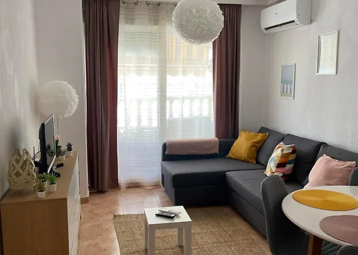 Charming Apartment 500M To Cura Beach